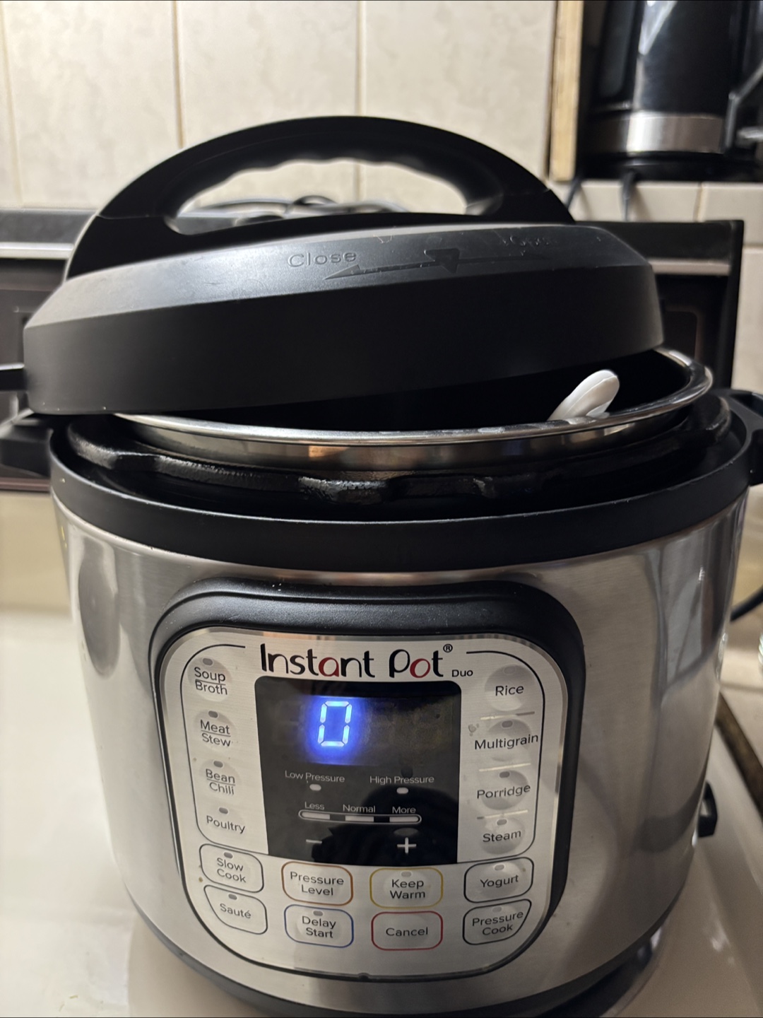 Instant Pot Duo 60 V5 - 6 Quart