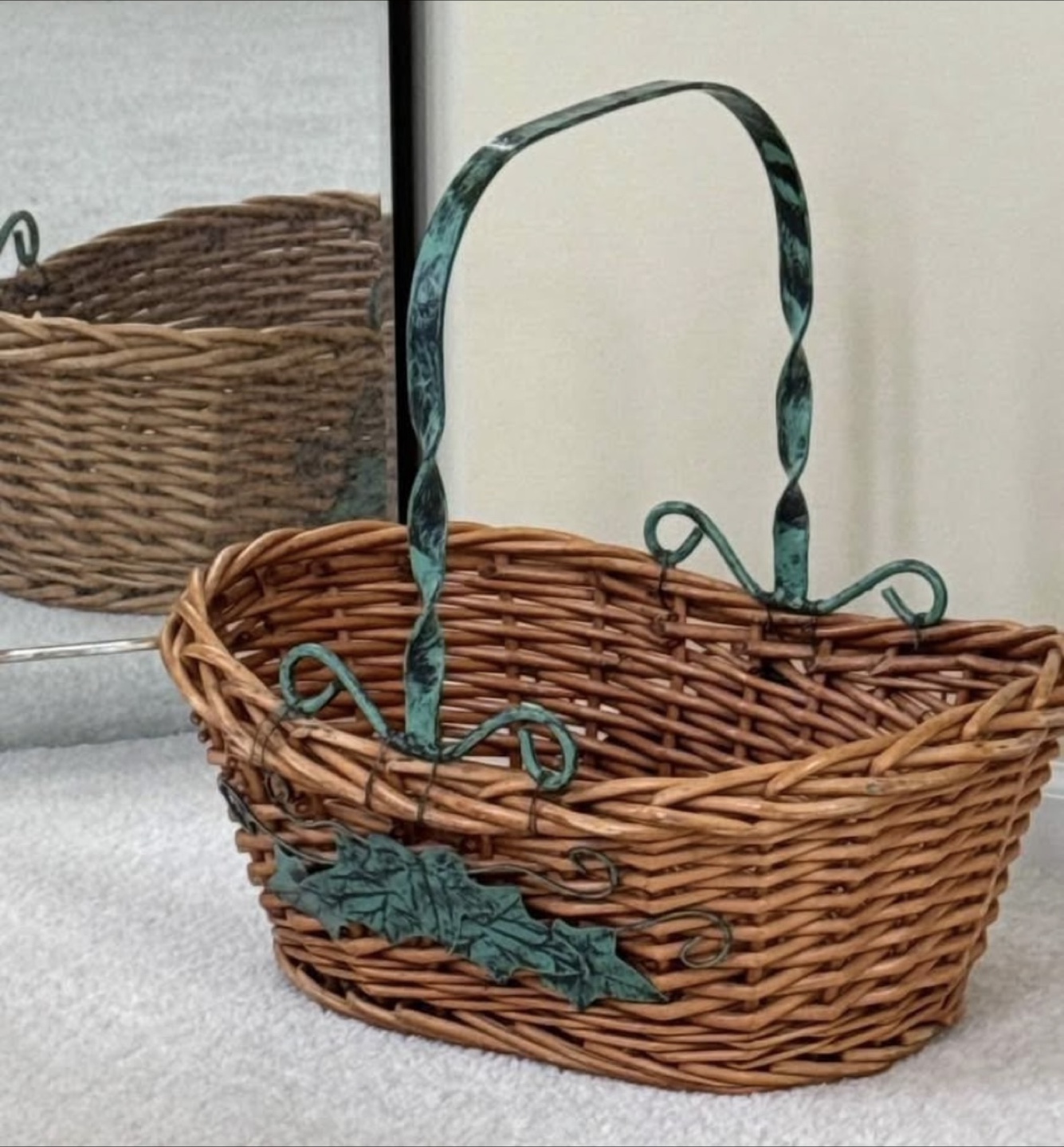 Wicker Basket with Metal Handle - photo 3