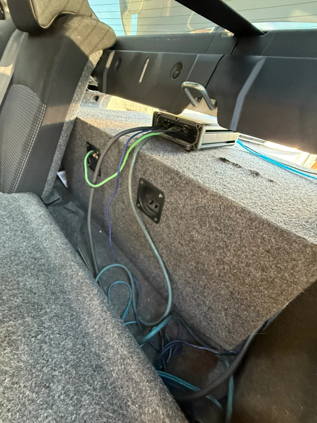Dual 12inch Subwoofers - photo 2