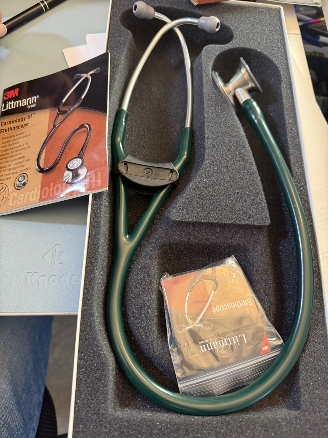 3M Littmann Cardiology III Stethoscope - Hunter Green - photo 3
