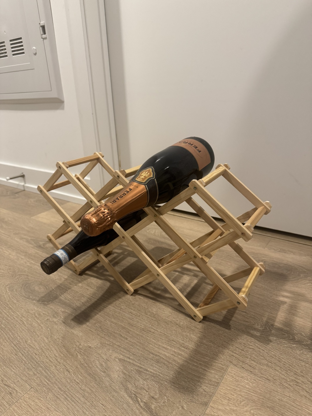 Foldable Wooden Wine Rack Brand new