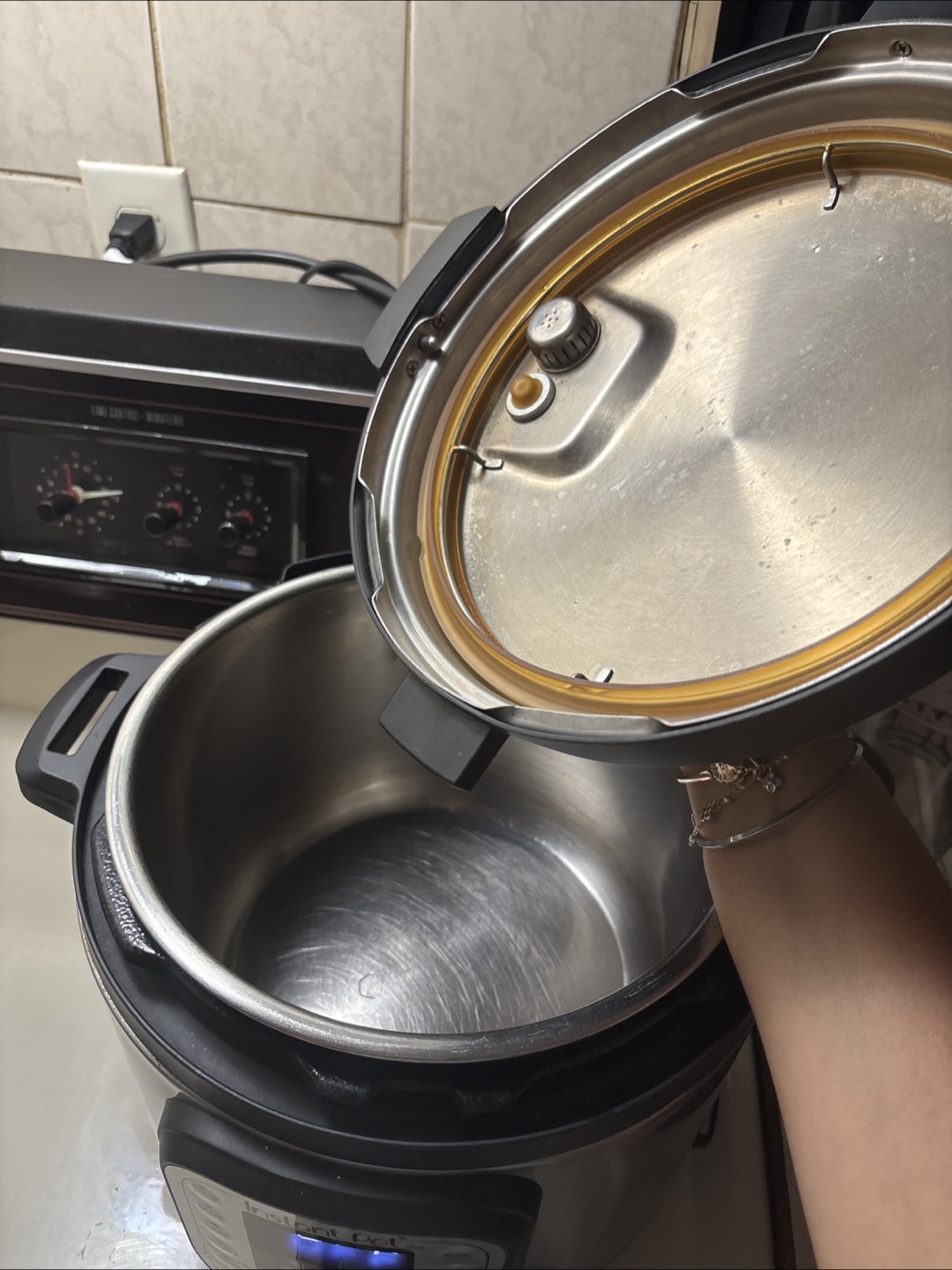 Instant Pot Duo 60 V5 - 6 Quart - photo 3