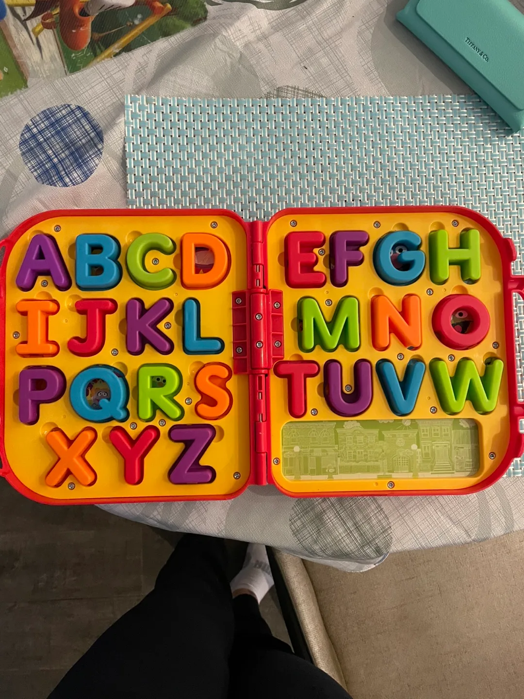 Sesame Street Elmo's On the Go Letters image indicator(4)