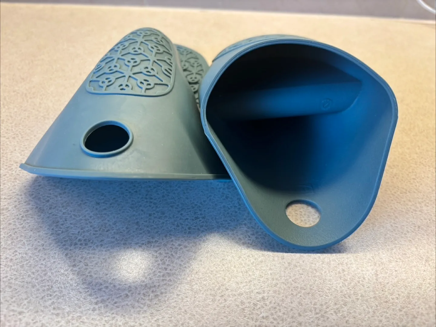 IKEA VARDAGEN Oven Mitts image indicator(2)