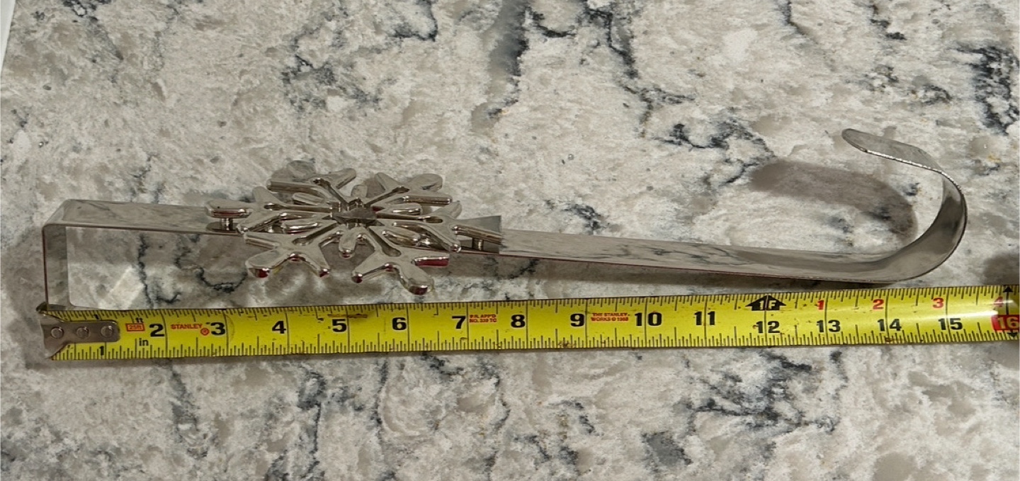 Metal Silver Toned Snowflake Wreath Door Hanger/Hook - photo 5