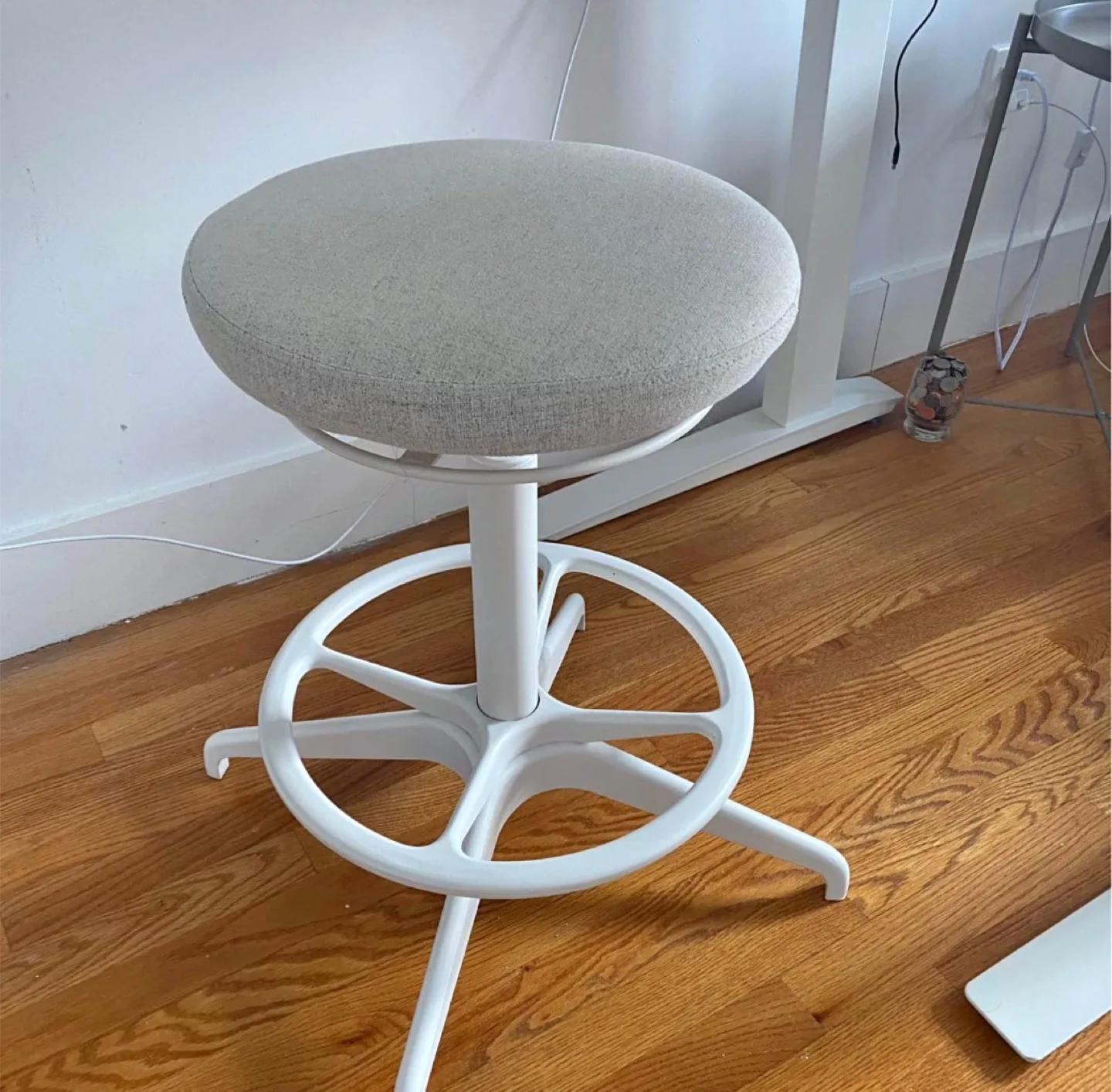 IKEA NILSERIK Standing Support Stool - White thumbnail
