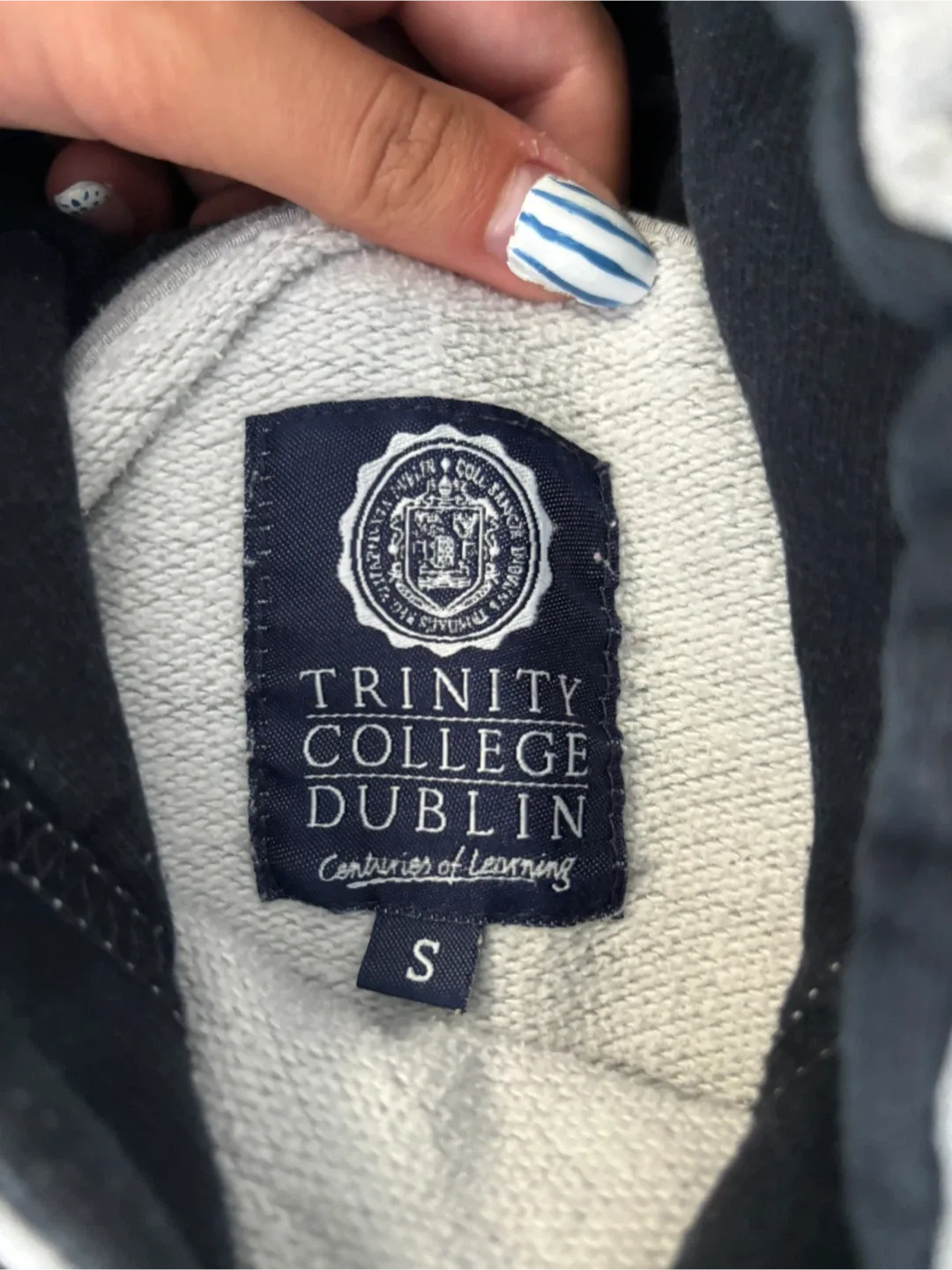 Trinity College Dublin Hoodie image indicator(7)