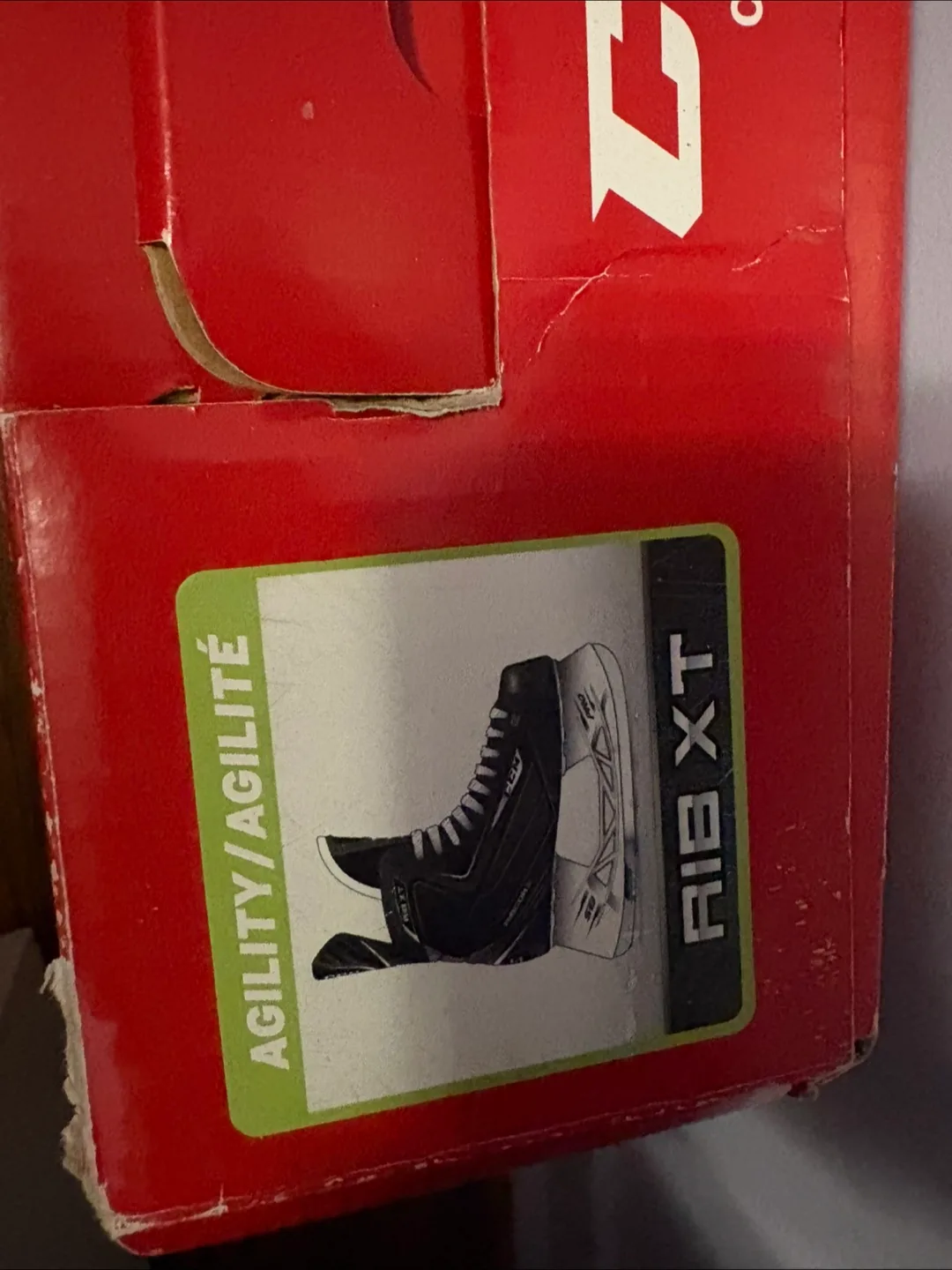 CCM Skribx Jr Ice Skates Size 4 thumbnail