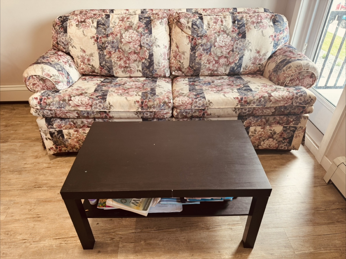Floral Sofa Bed - Free pickup
