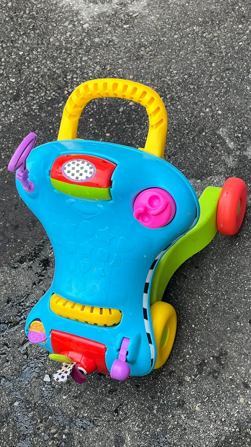 Playskool Sit to Stride Walker image indicator(3)