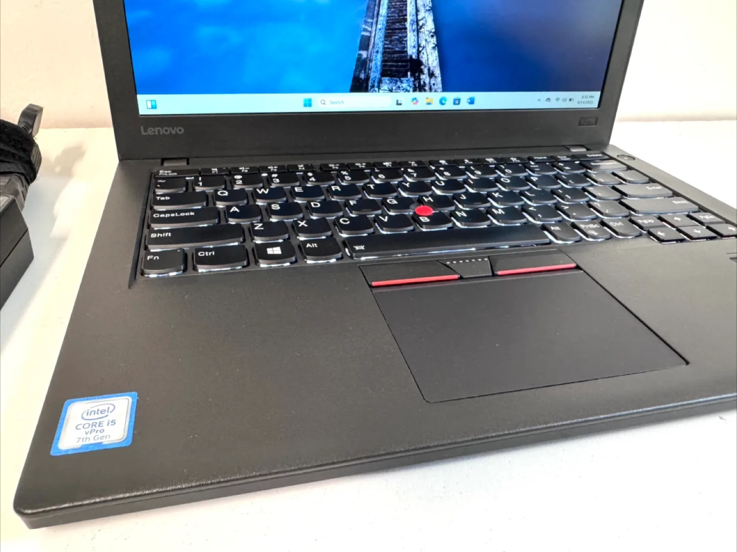 Lenovo i5-7th. 8/256GB Win 11 Laptop image indicator(3)