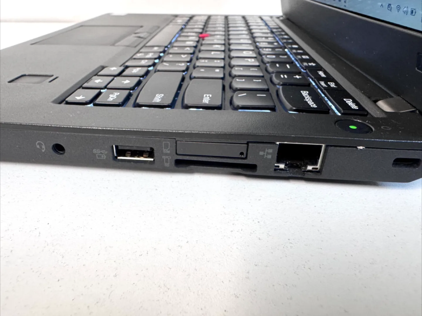 Lenovo i5-7th. 8/256GB Win 11 Laptop image indicator(7)