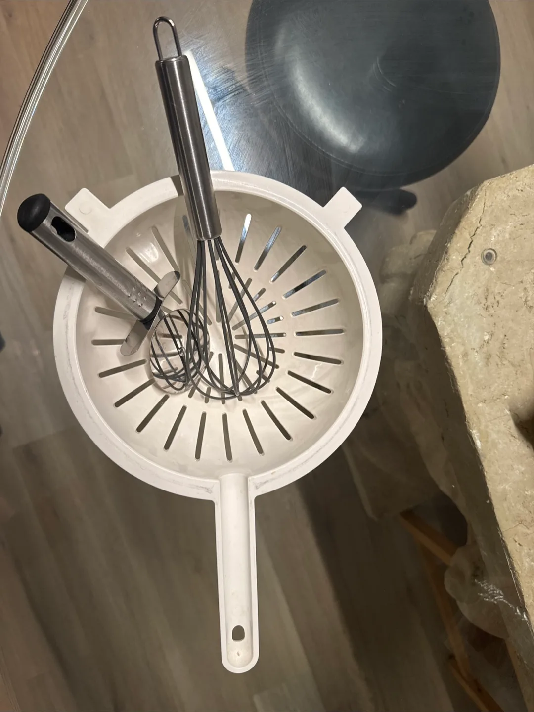 Miscellaneous kitchen items thumbnail