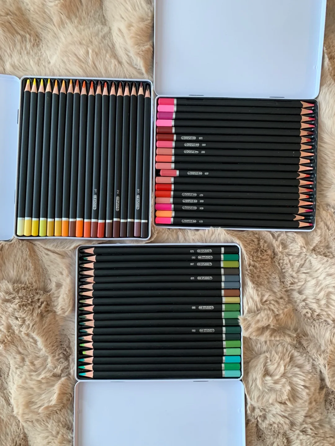 Studio Coloured Pencils - 54 Pack image indicator(2)