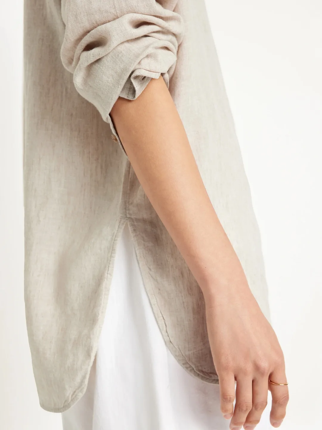 Old Navy Linen-Blend Boyfriend Shirt | Natural Linen image indicator(3)