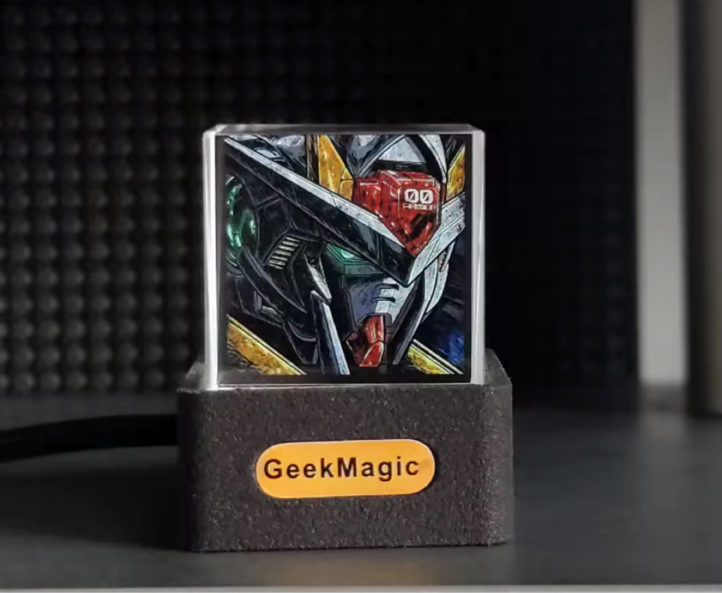 Crystal Cube Holographic WiFi Weather Clock - photo 2