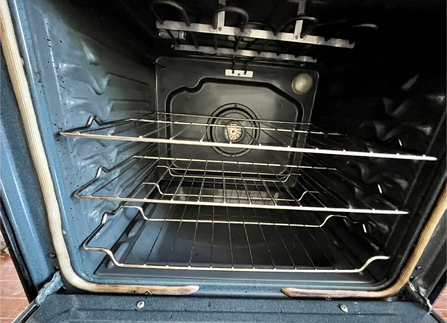 Whirlpool glass top electric Range with Oven image indicator(10)