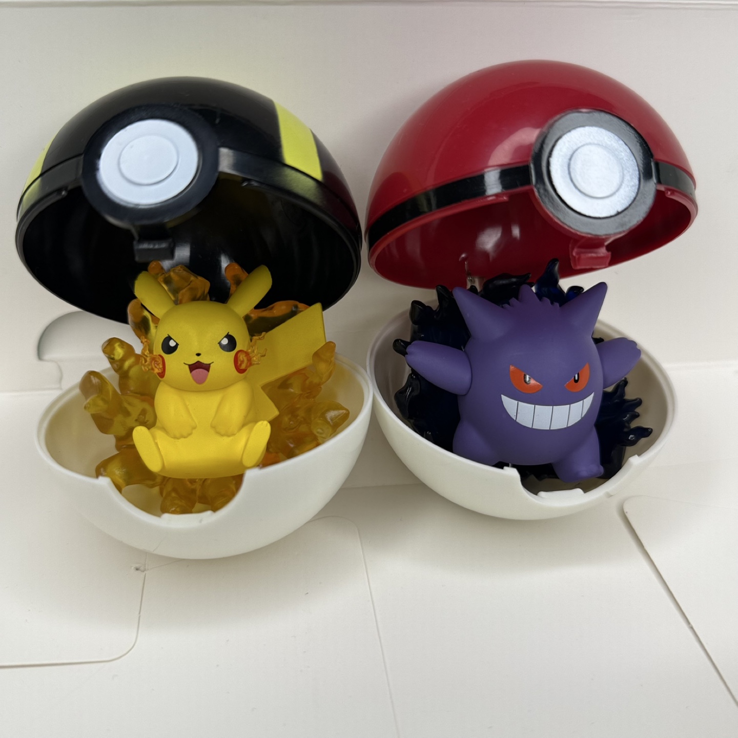 Pokemon Pikachu & Gengar Figures in Poke Balls - photo 5
