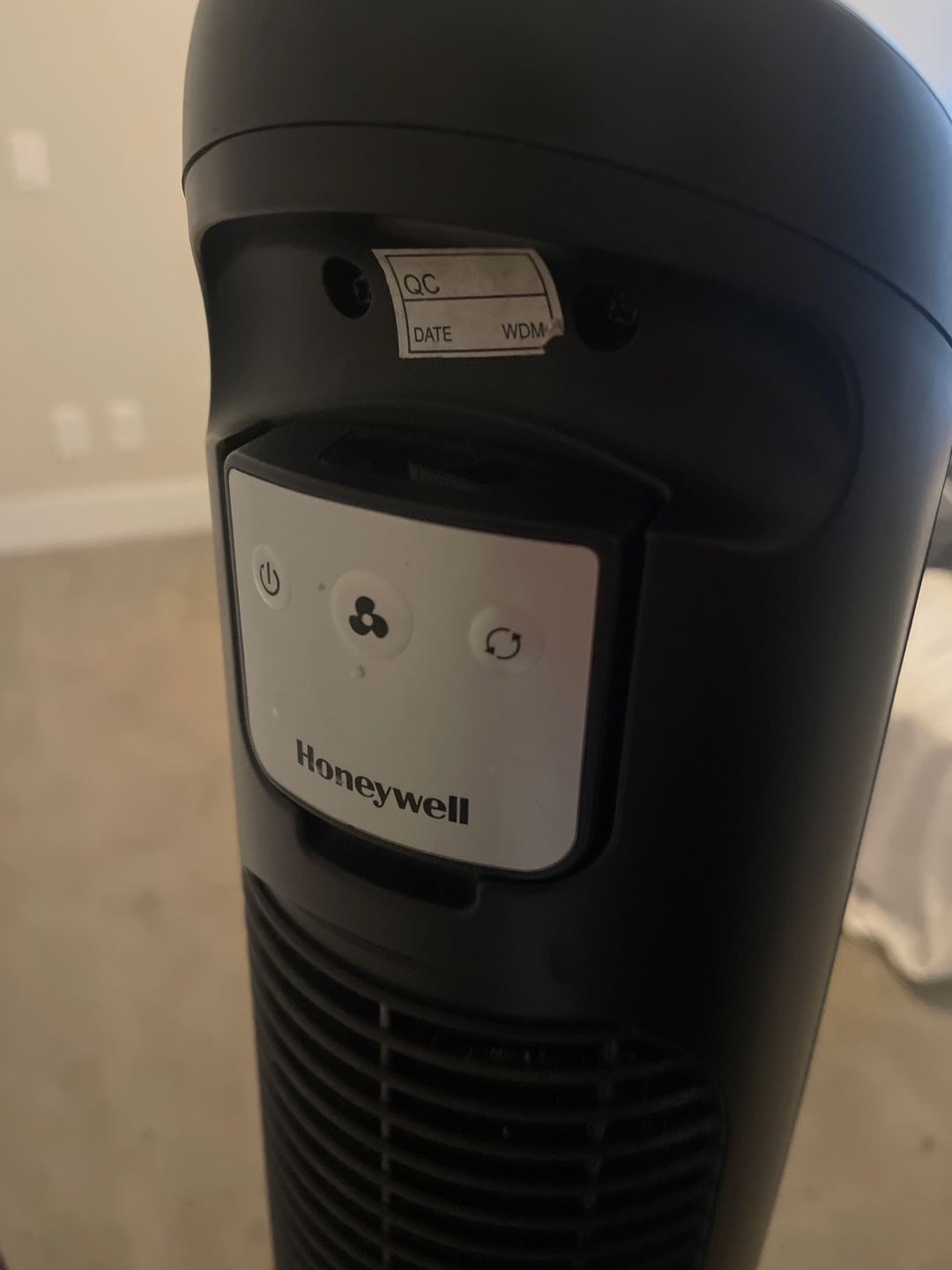 Honeywell QuietSet Tower Fan - Black - photo 3