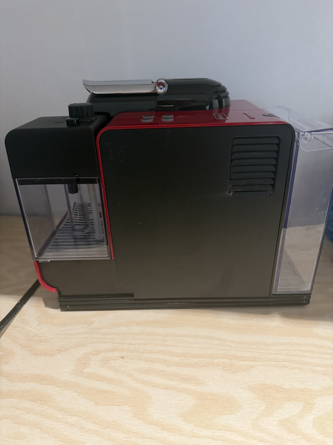 Nespresso machine - photo 2