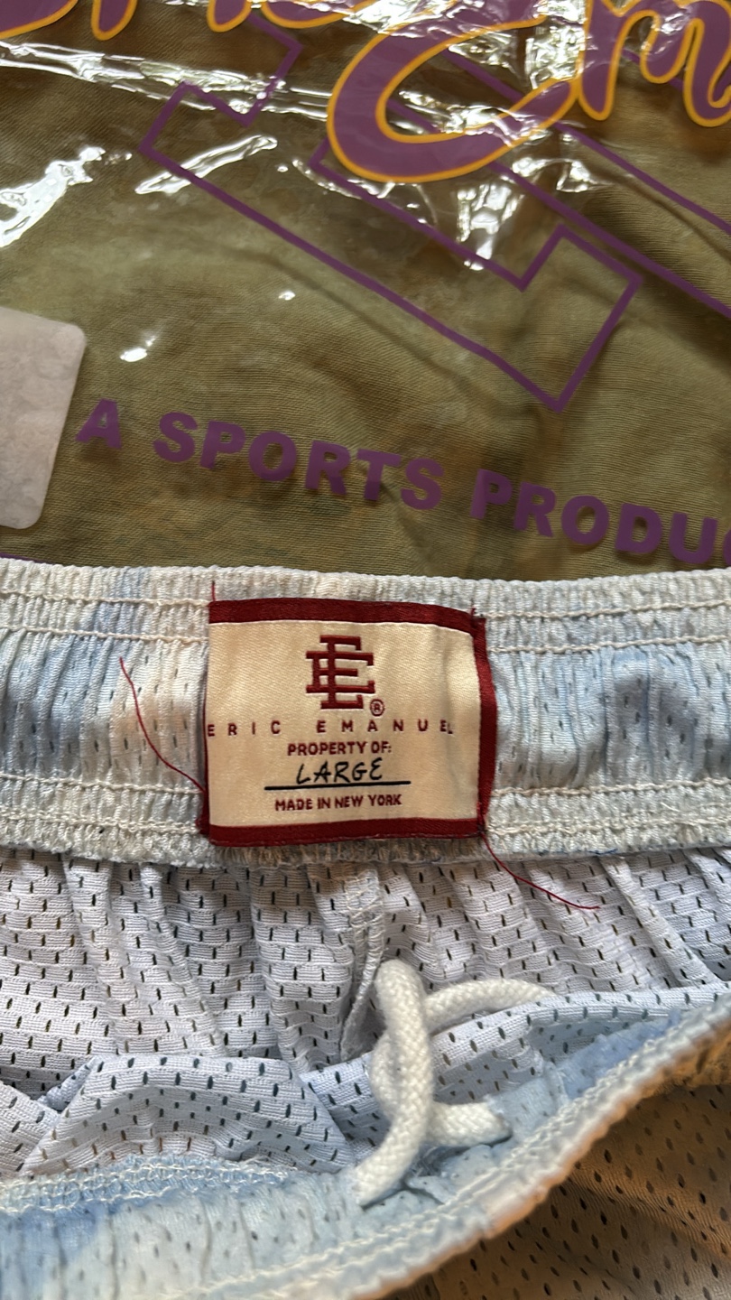Eric Emanuel Skyline Shorts - Size Large - photo 4