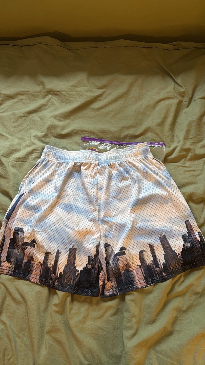 Eric Emanuel Skyline Shorts - Size Large - photo 3