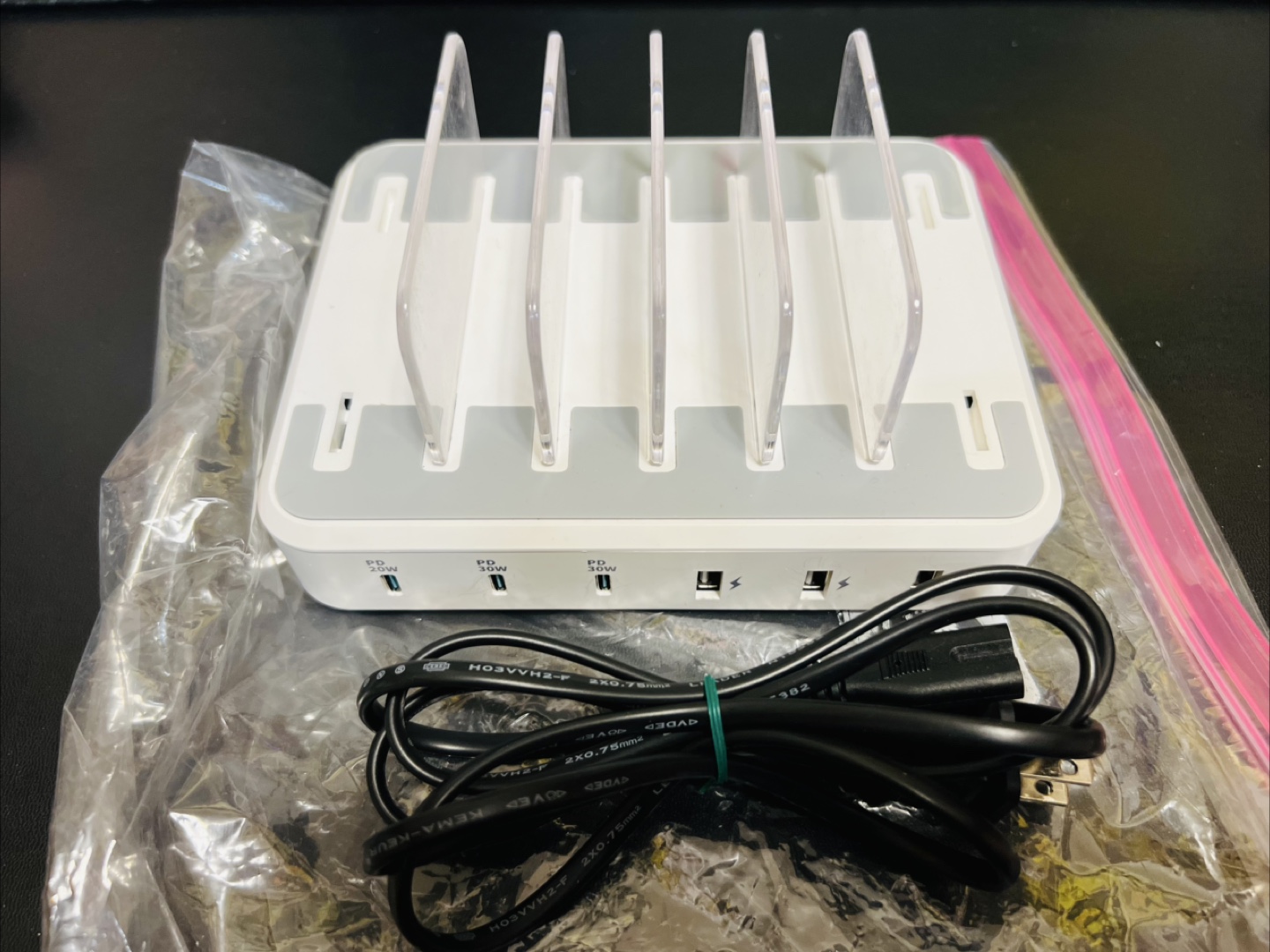 Gosoos 6-Port USB Charging Station - photo 3