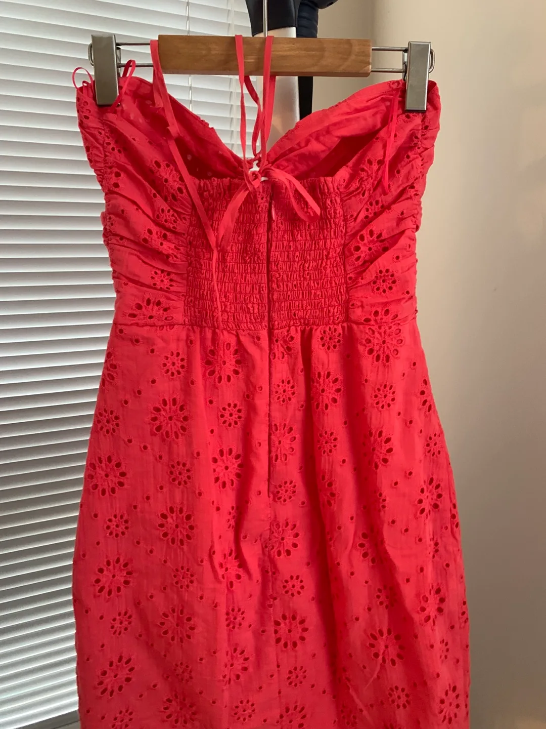 Guess Dress - Size 0 image indicator(2)
