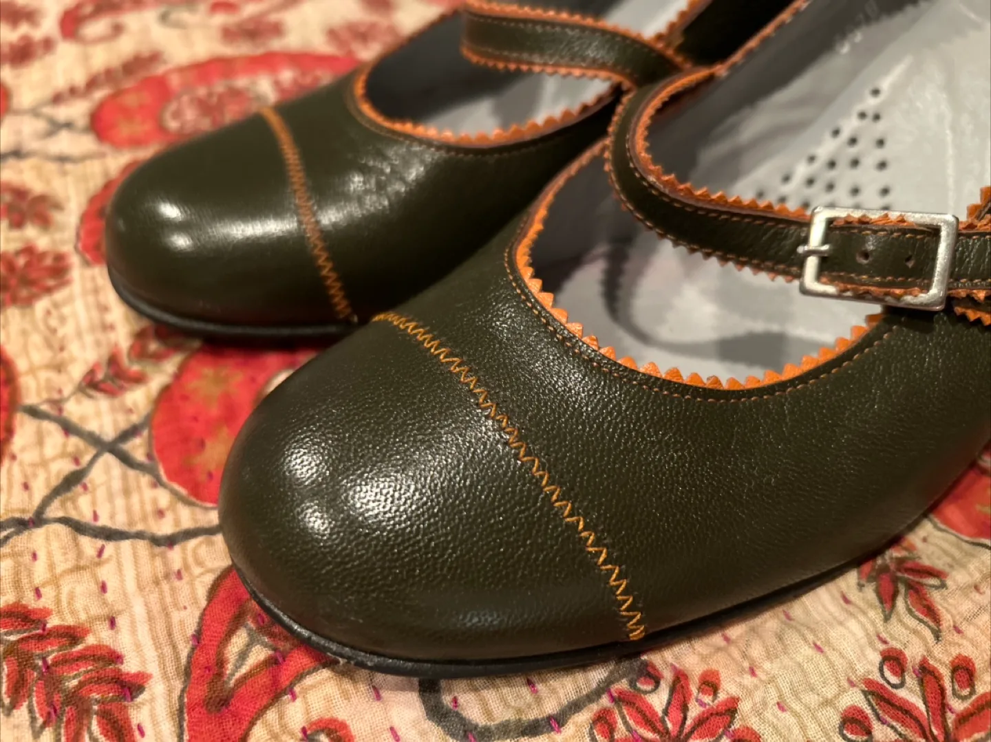 Green heels with slim strap and orange trim thumbnail