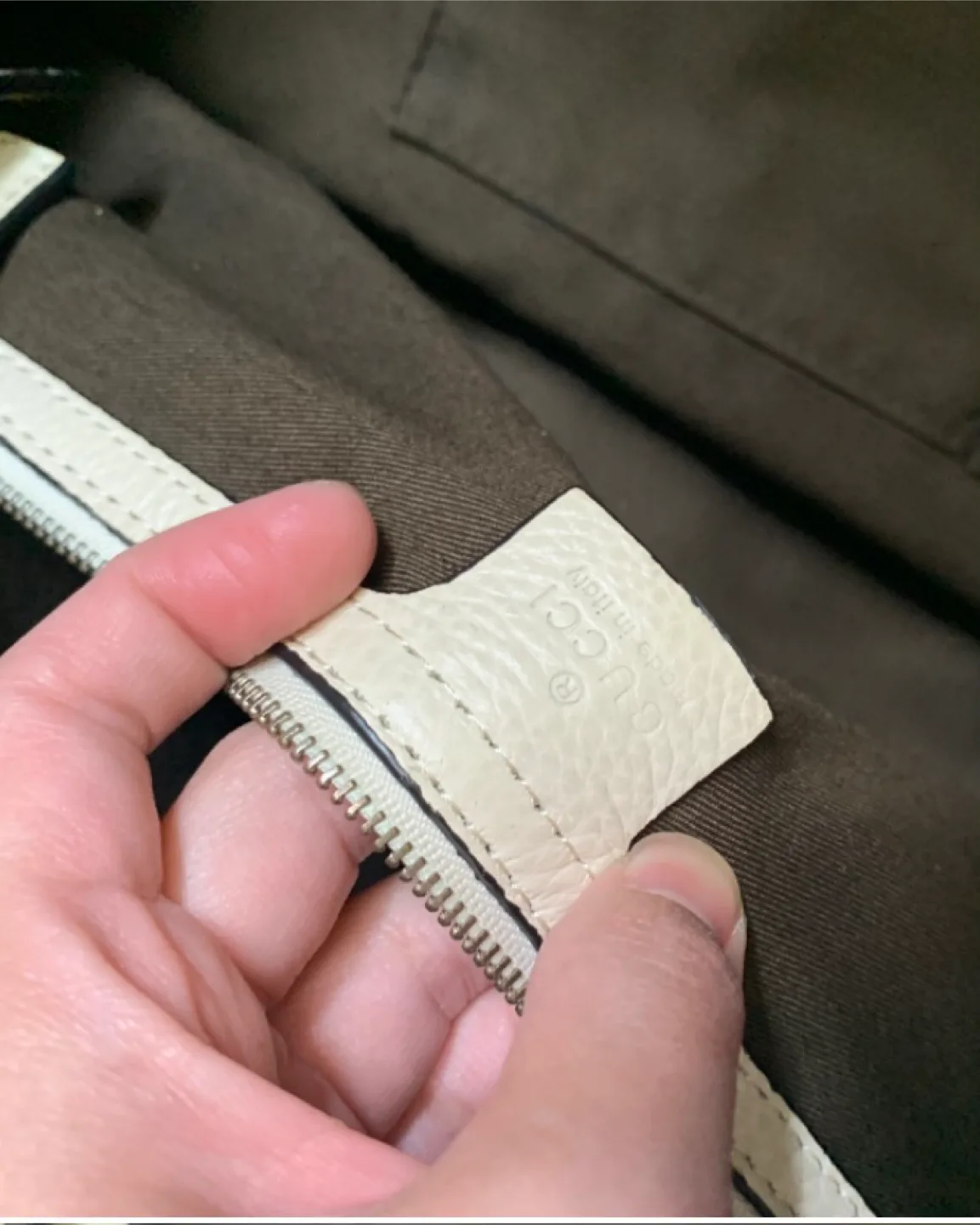 Gucci Tote image indicator(2)