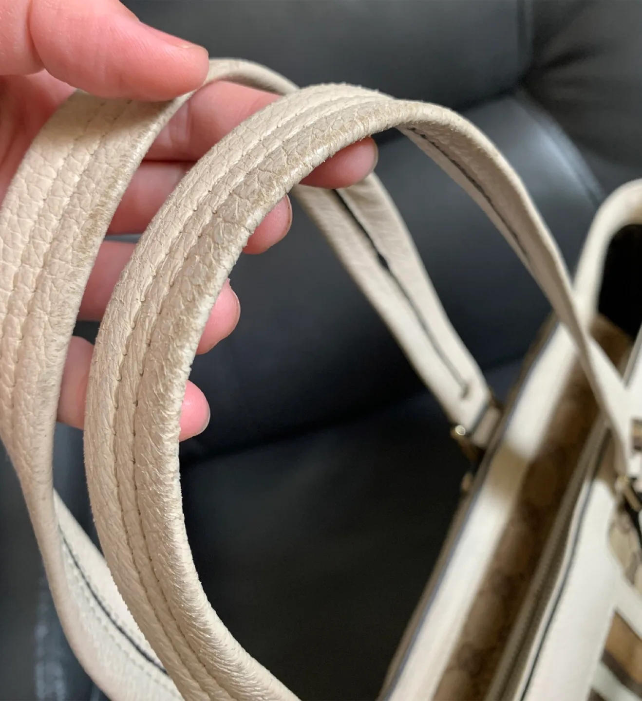 Gucci Tote image indicator(10)