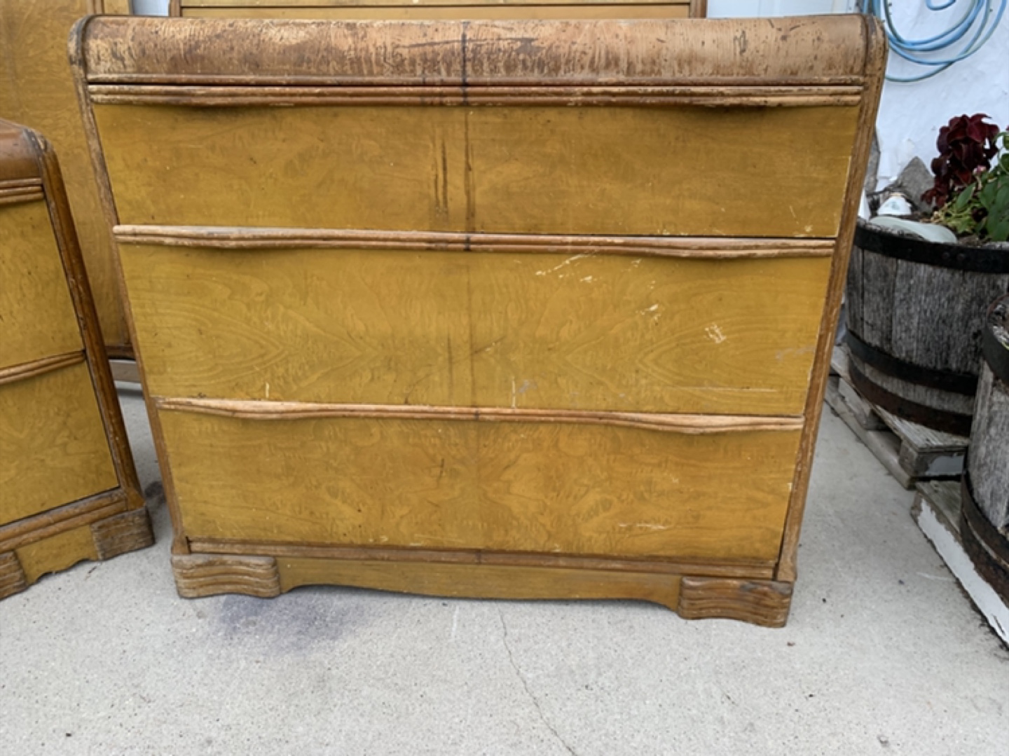 ANTIQUE BEDROOM SUITE MUST GO! - photo 3