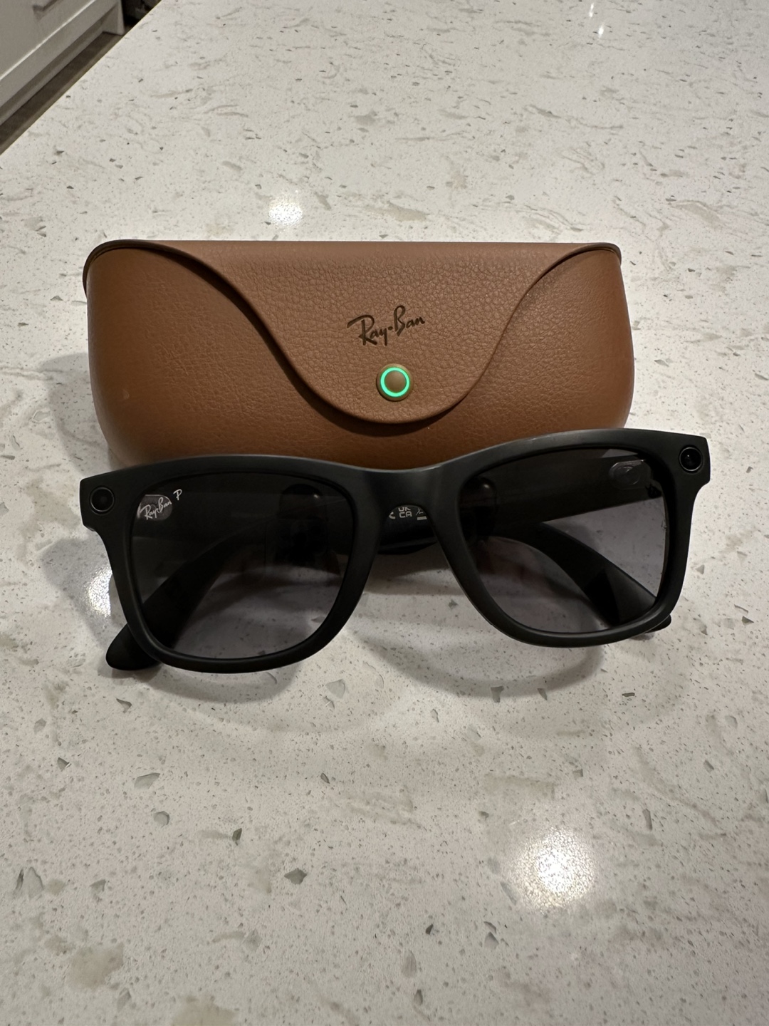 Ray-Ban Meta Wayfarer Smart Glasses - photo 4