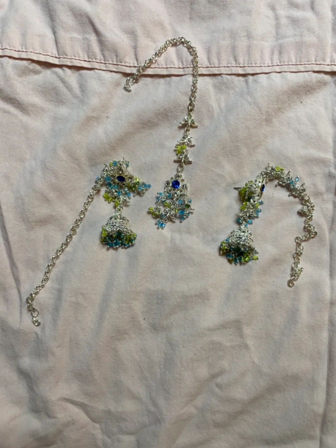 Jhumka Earrings & Tikka Set thumbnail