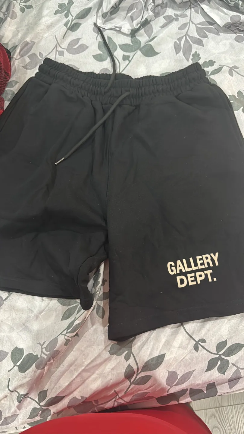 Gallery Dept. Black Shorts, XL
