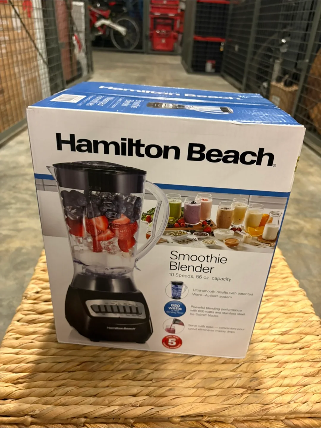 New Hamilton Beach Smoothie Blender thumbnail