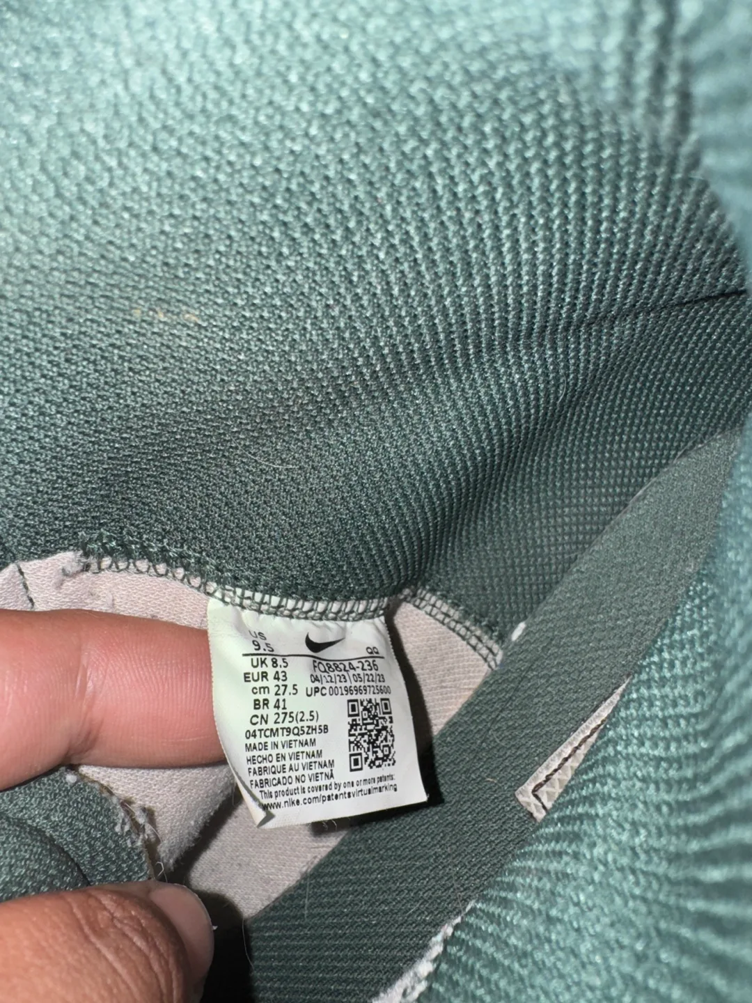 Nike Blazer Mid '77 - Size 9 US image indicator(2)