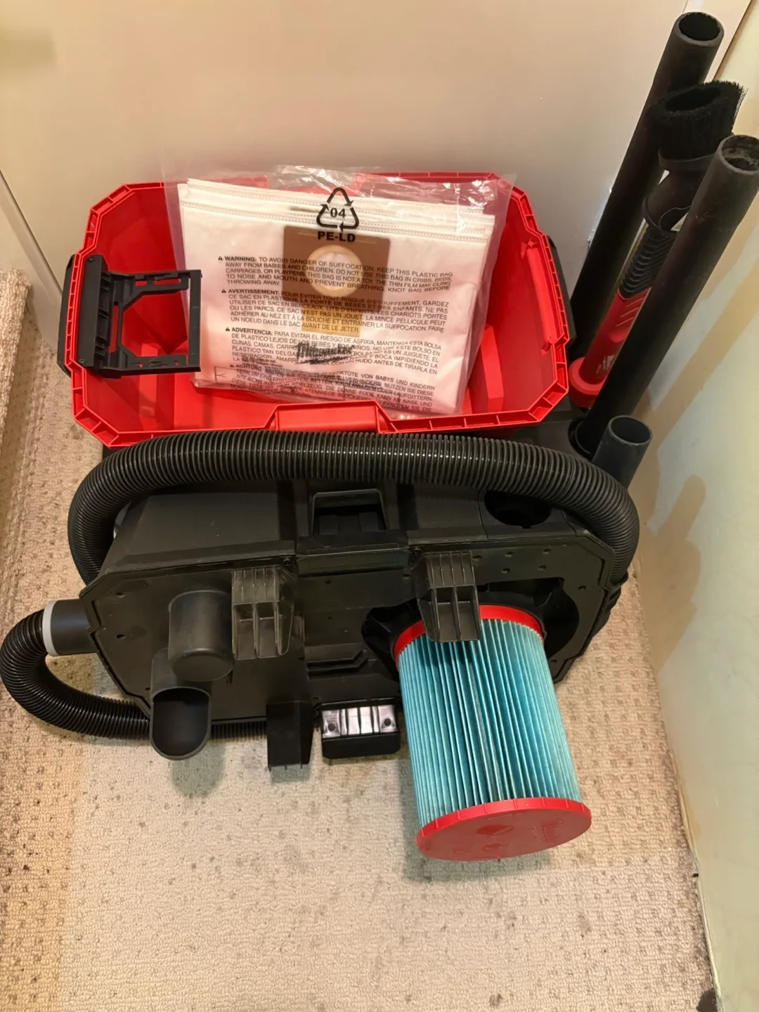 Milwaukee M18 18V Cordless Compact Vacuum image indicator(7)