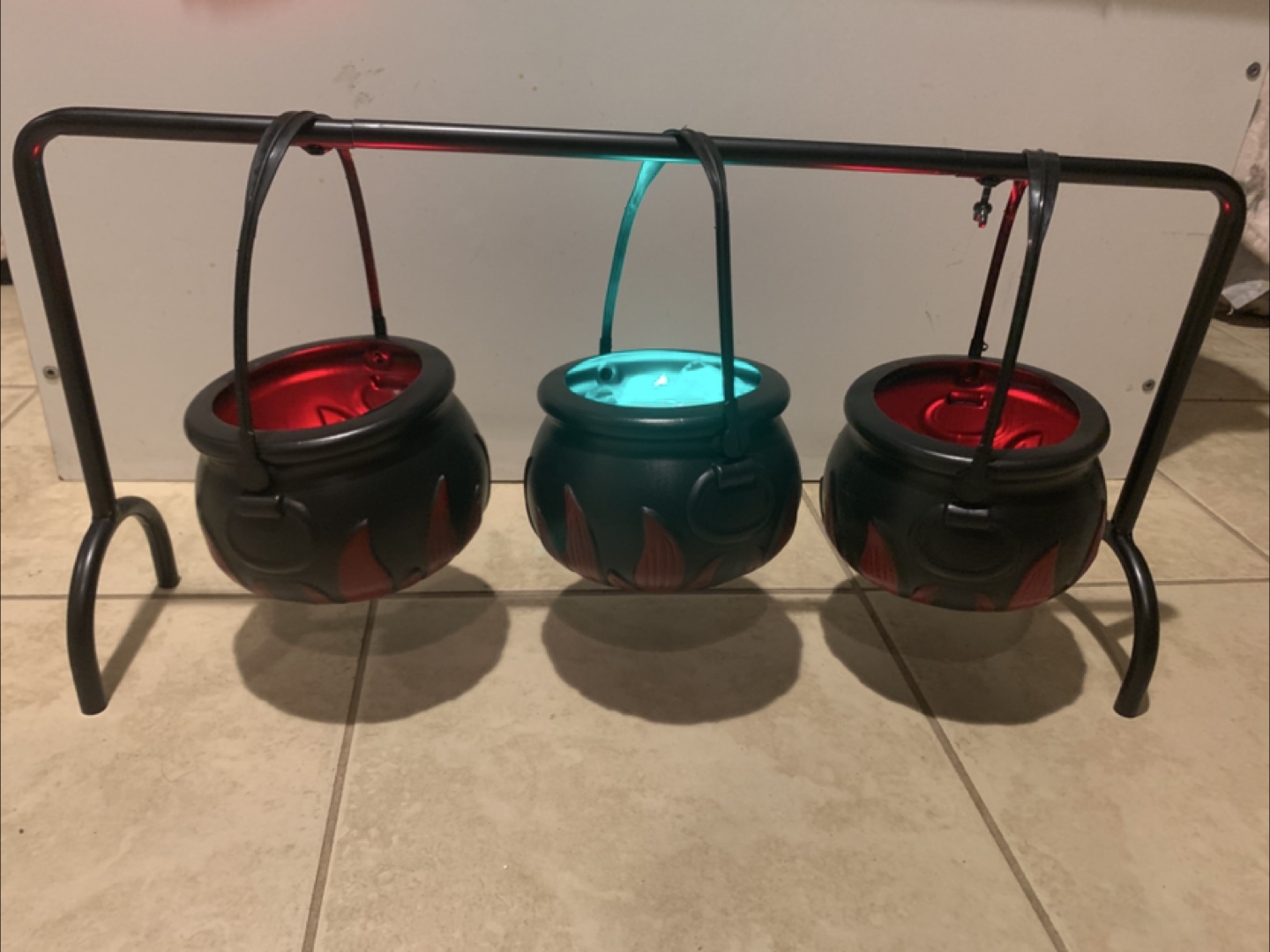 🥕🥕 Halloween Cauldron Trio Decoration