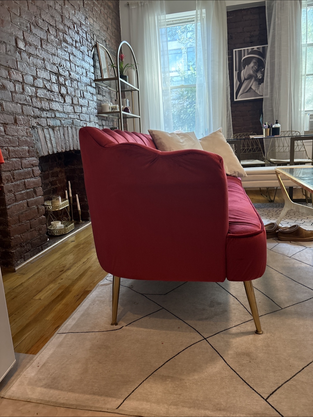 Red Velvet Sofa - photo 2