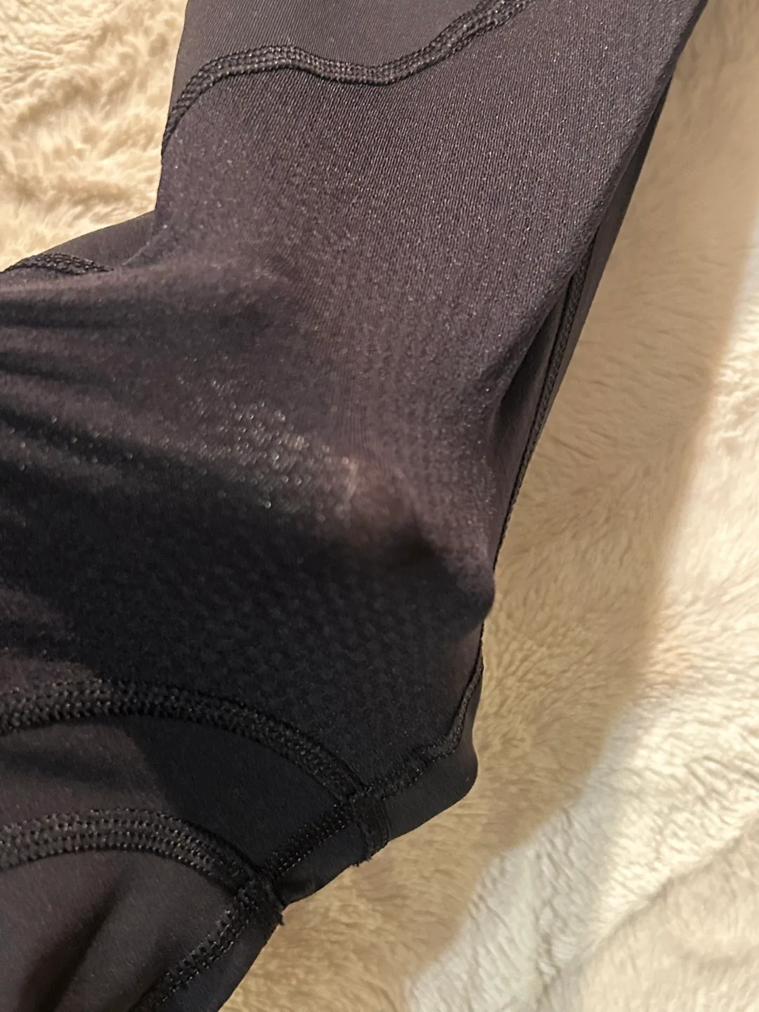 Lululemon Black Running Crop - Size 6 image indicator(3)