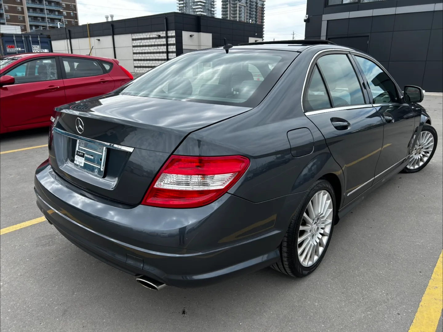 Mercedes-Benz C230 Sedan - Great Condition image indicator(9)