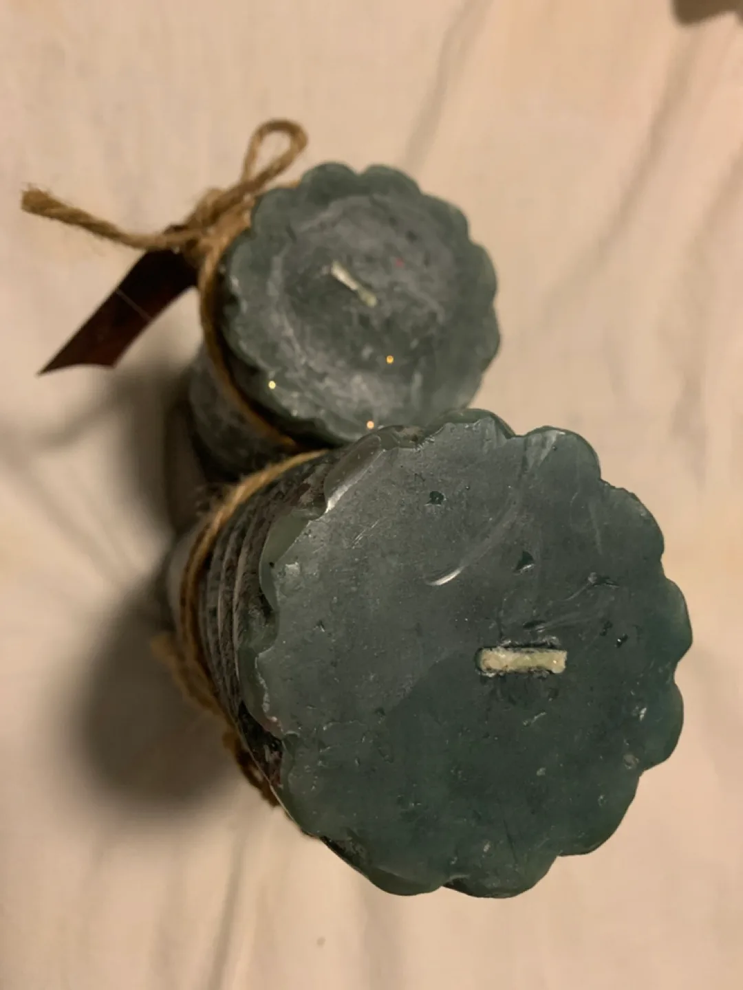 2 English Butter Candles image indicator(2)