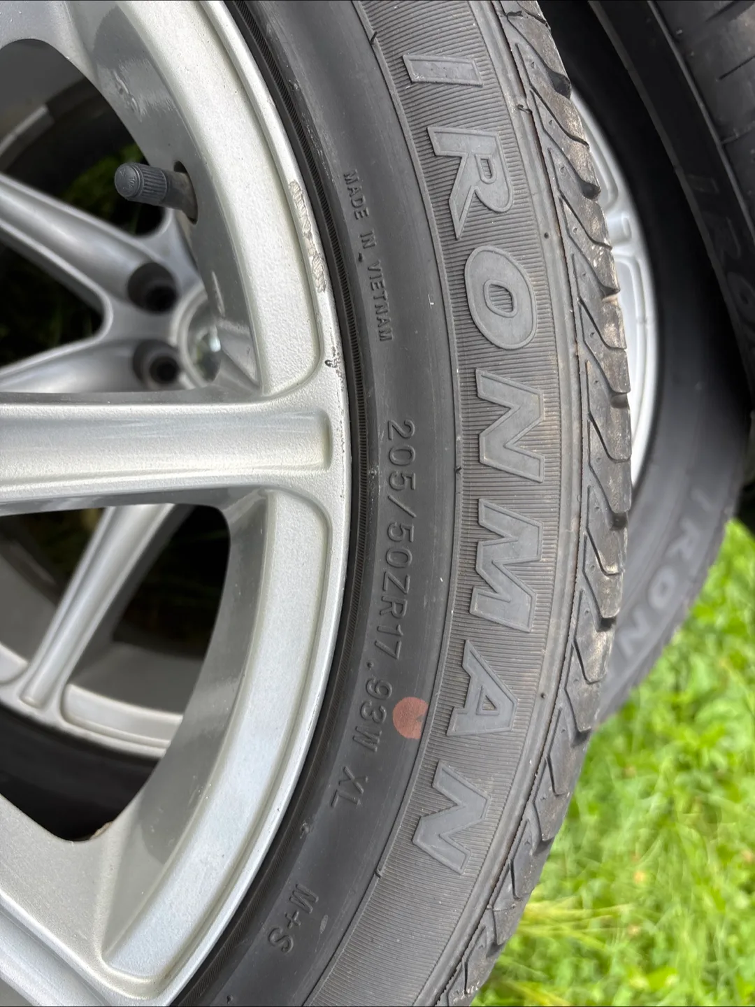 Ironman 205/50ZR17 93W XL Tires & Rims image indicator(3)