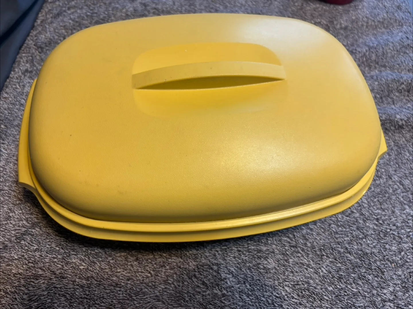 Vintage Tupperware Deviled Egg Tray Carrier and steamer image indicator(5)