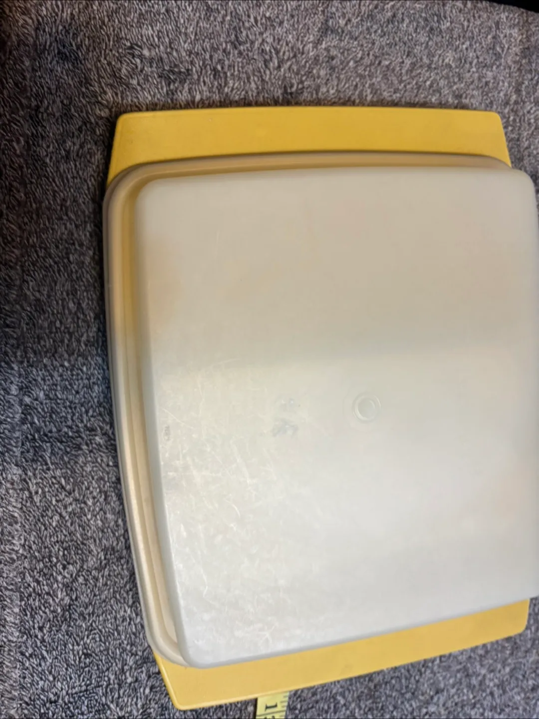 Vintage Tupperware Deviled Egg Tray Carrier and steamer image indicator(7)