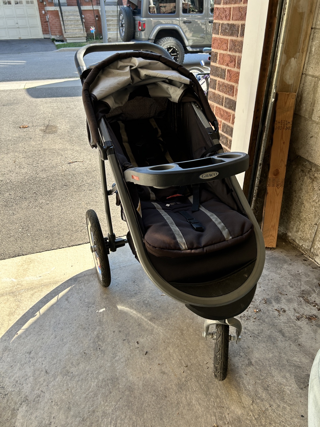Graco Jogging Stroller - Great Condition!