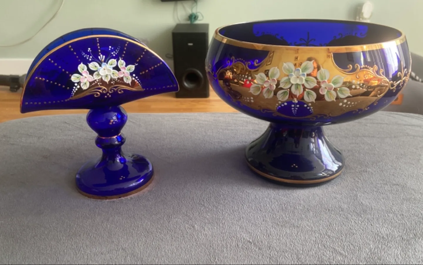 Slovakia Glass Bowl & Napkin Holder Set thumbnail