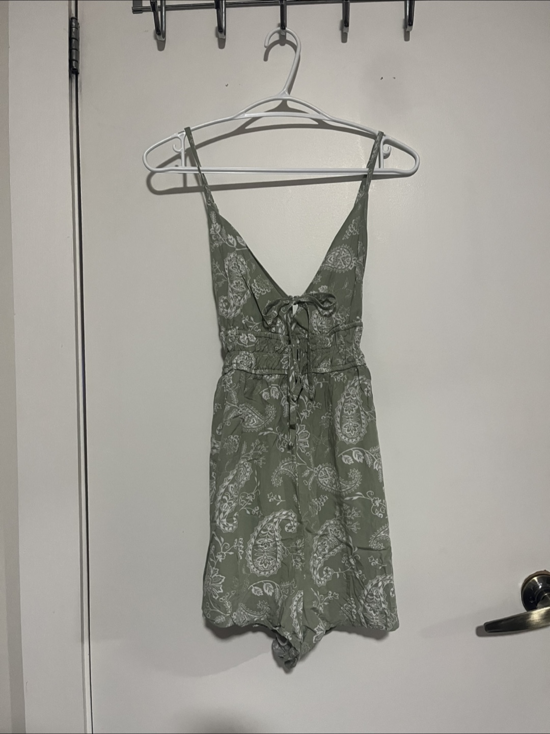 Assorted Women's Dresses & Romper - photo 2