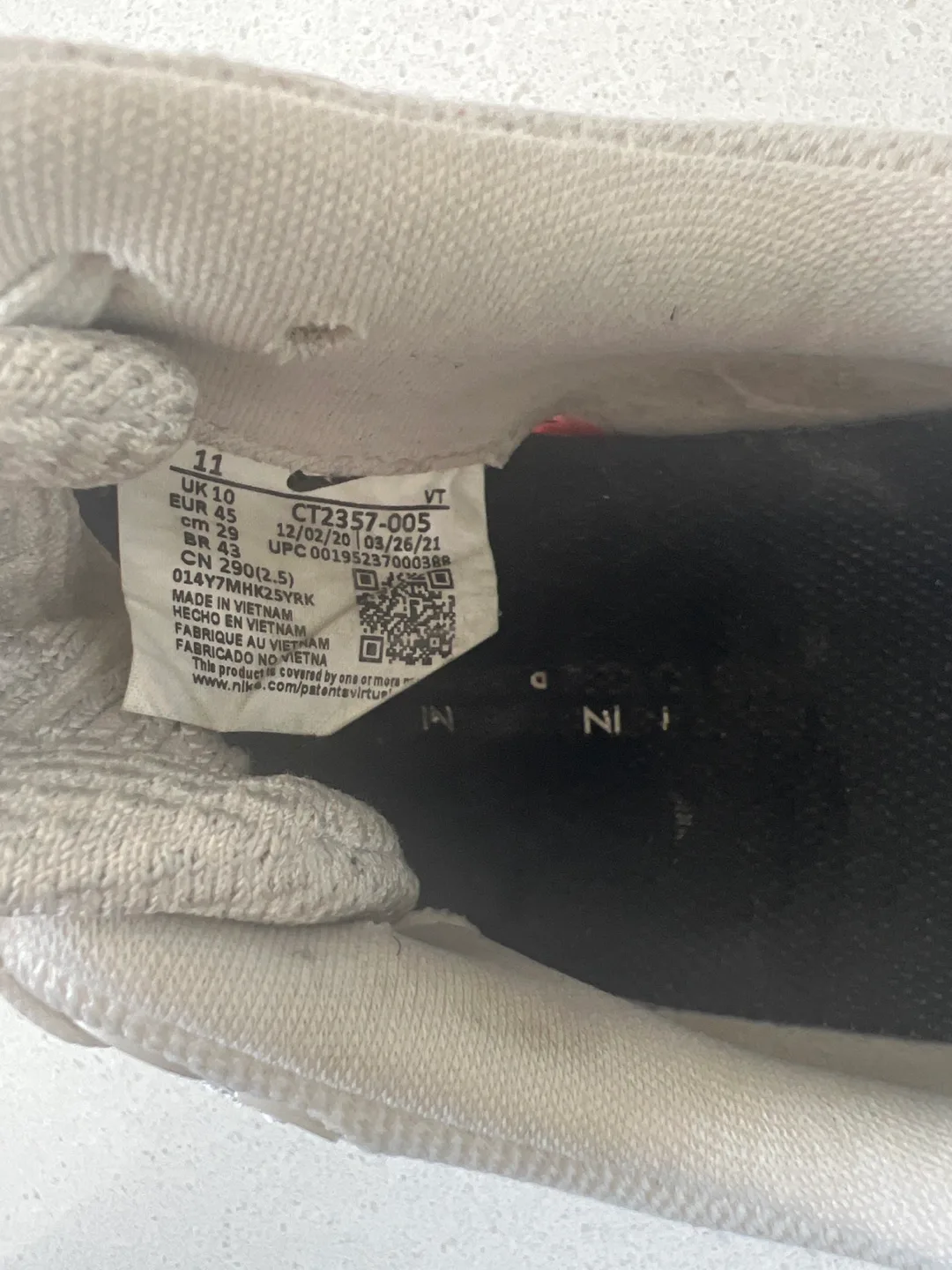 Nike React Infinity Run Flyknit 3 Men’s  Size 11 image indicator(6)